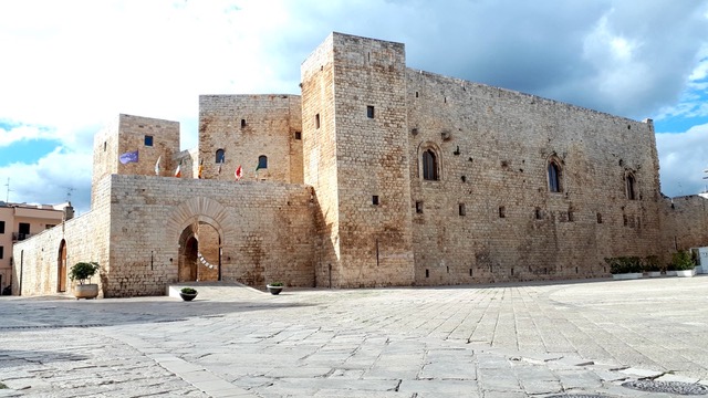 SANNICANDRO CASTELLO SAGRA DELLE OLIVE
