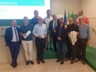Sicolo e i dirigenti CIA Puglia col presidente nazionale Fini