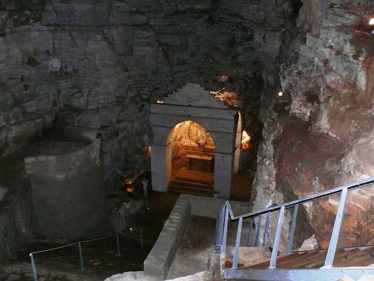2008724121244minervino-interno